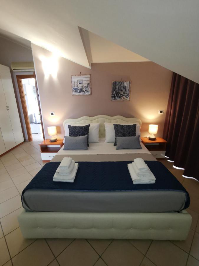 B&B Louise Santa Maria Capua Vetere Exterior foto