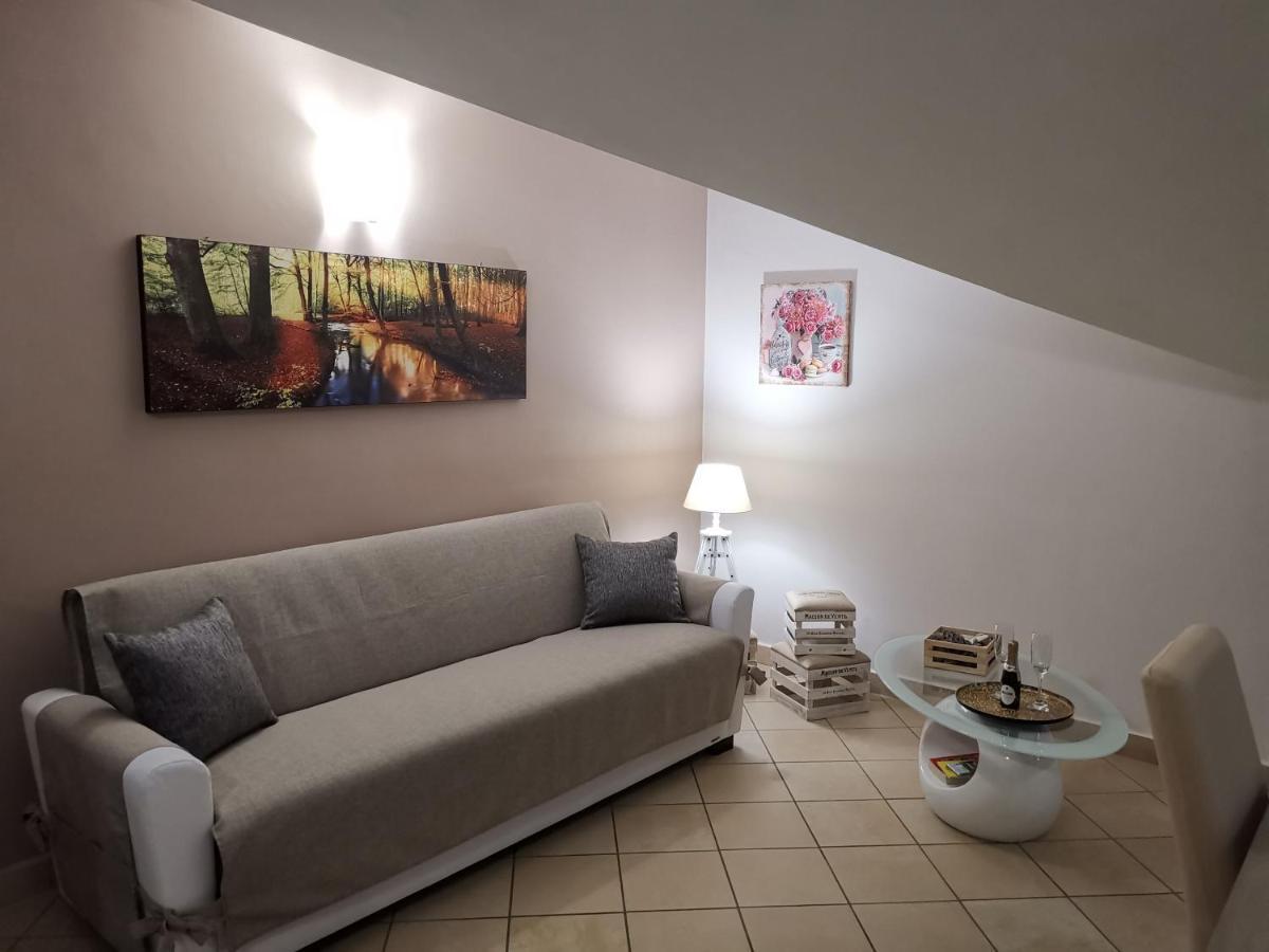 B&B Louise Santa Maria Capua Vetere Exterior foto